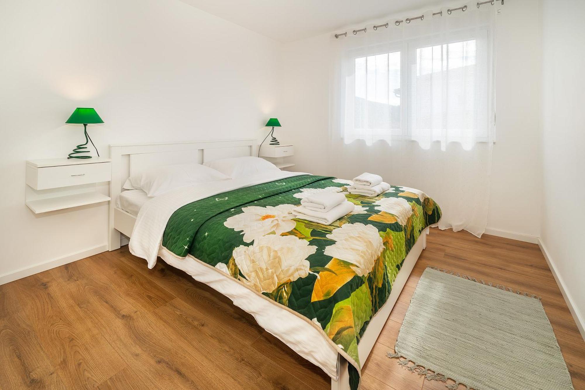 באסקה Poolside Apartments Anabella מראה חיצוני תמונה