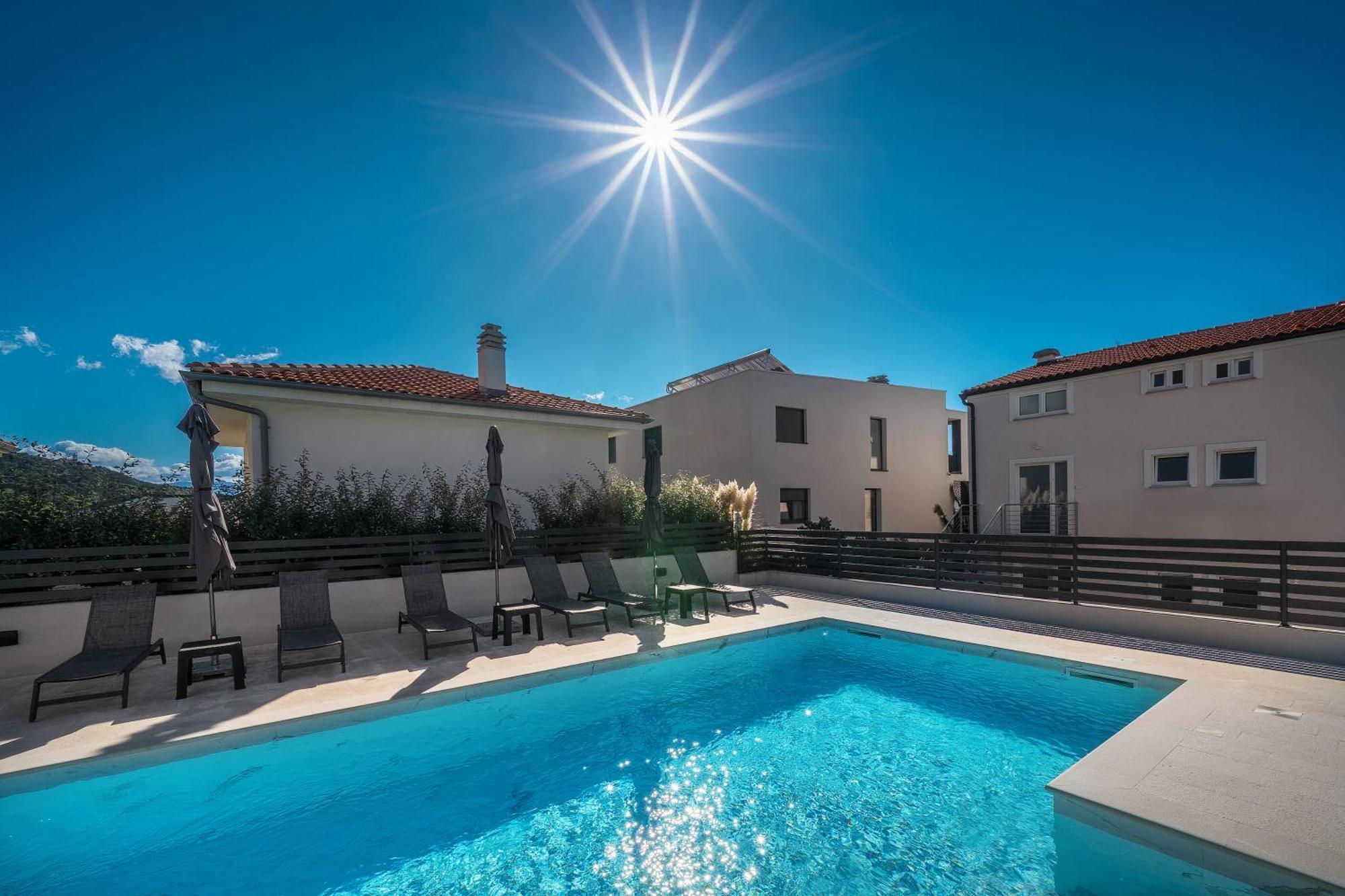 באסקה Poolside Apartments Anabella מראה חיצוני תמונה